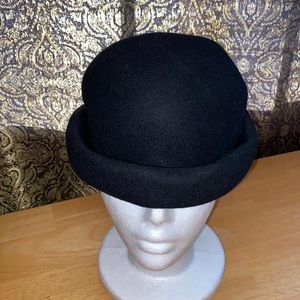 WPL 100% wool bucket style hat